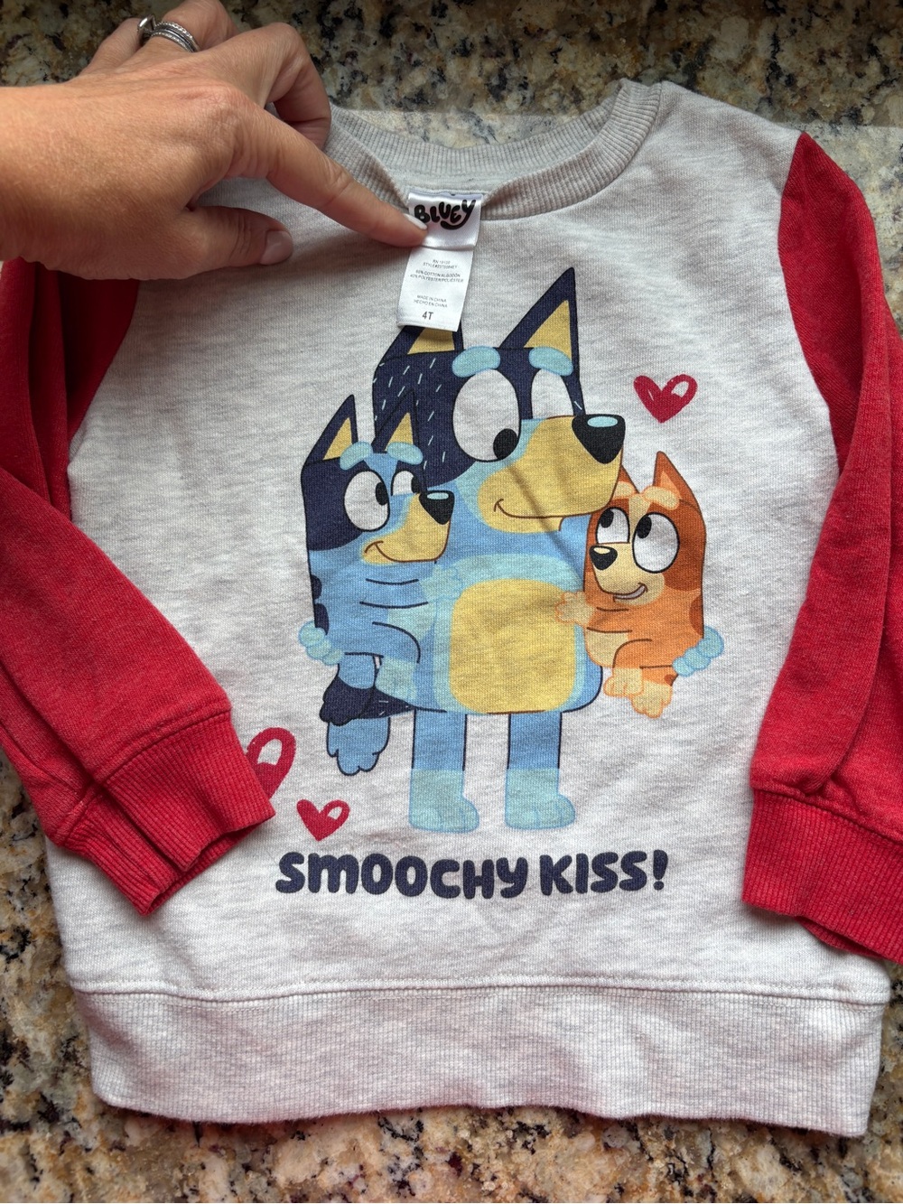 Bluey 'Smoochy Kiss' Crewneck Sweatshirt - Red Sleeves